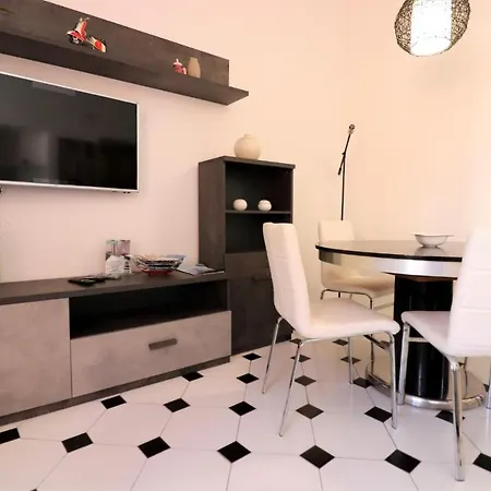 Estate4home - Hearts Sorrento