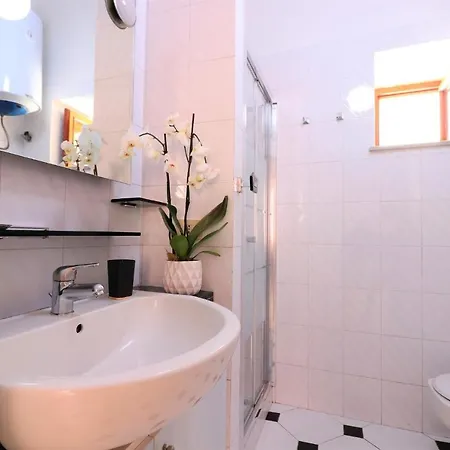 Estate4home - Hearts Apartment