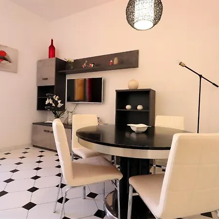 Estate4home - Hearts * Sorrento